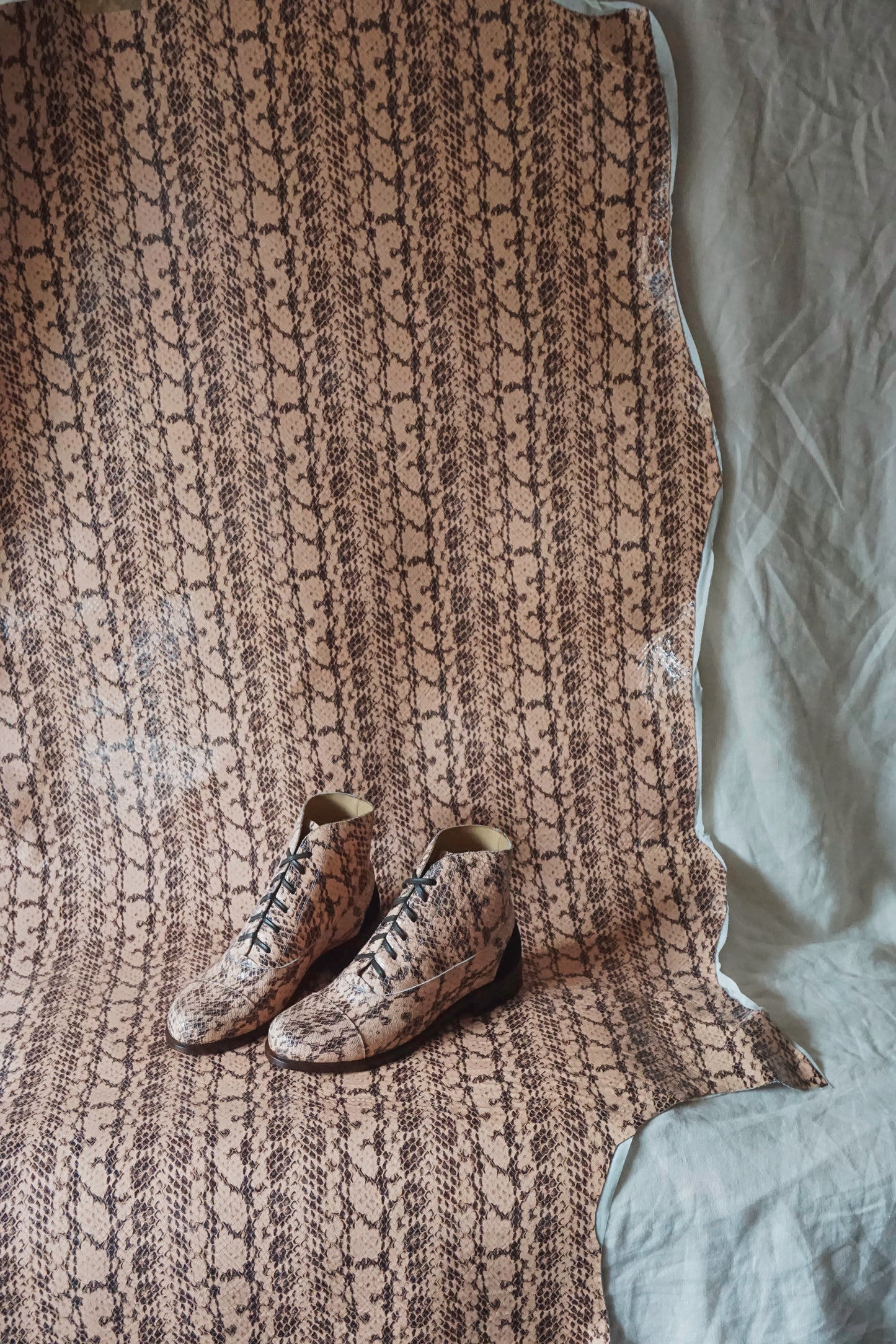 * ARCHIVE SALE * WREN BOOT - BLUSH