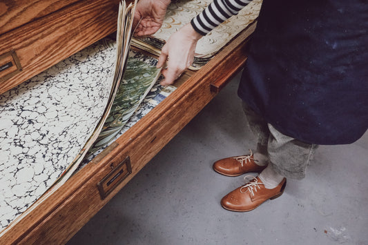 INSPIRED: Florence Samuarez - marbled paper maker