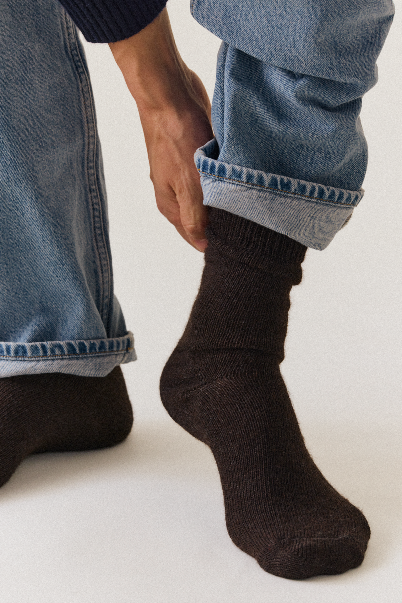 SOCKS - ALPACA. BITTER CHOCOLATE BROWN