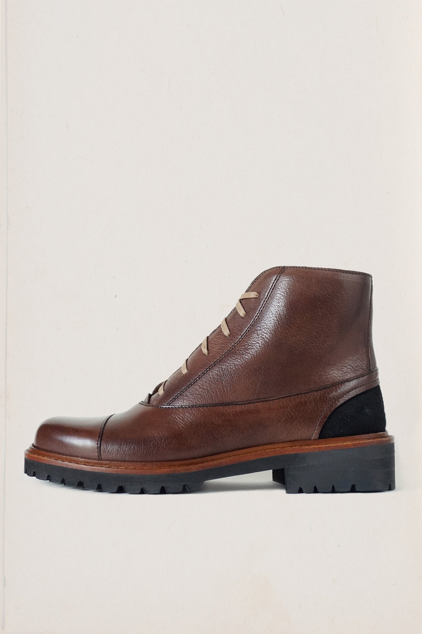 HAWK BOOT - WALNUT