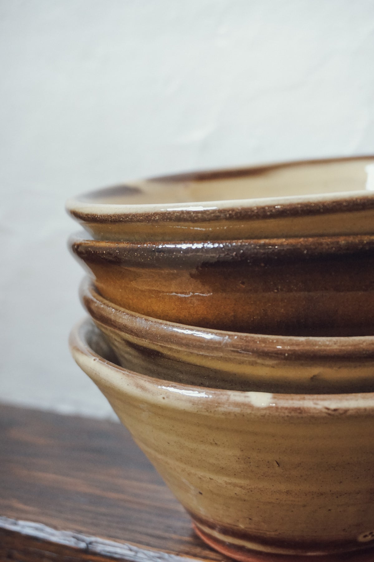 Slipware breakfast bowl by Eve Gnoyke
