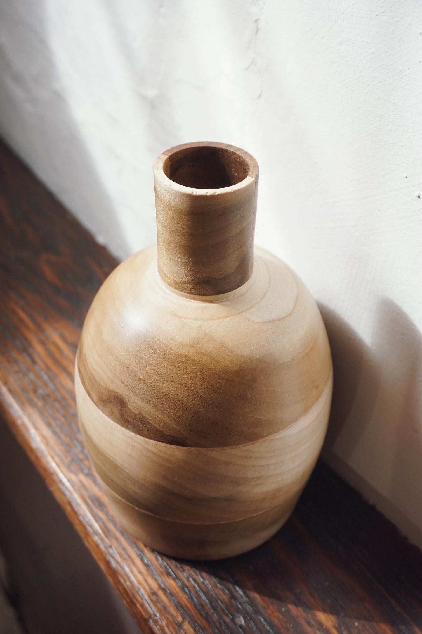 Tulip Wood Dried Flower Vase by G-Dad