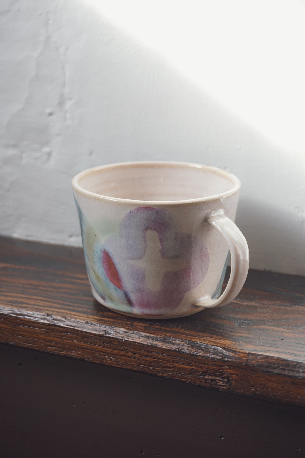 Flower mug by Saskia Pomeroy