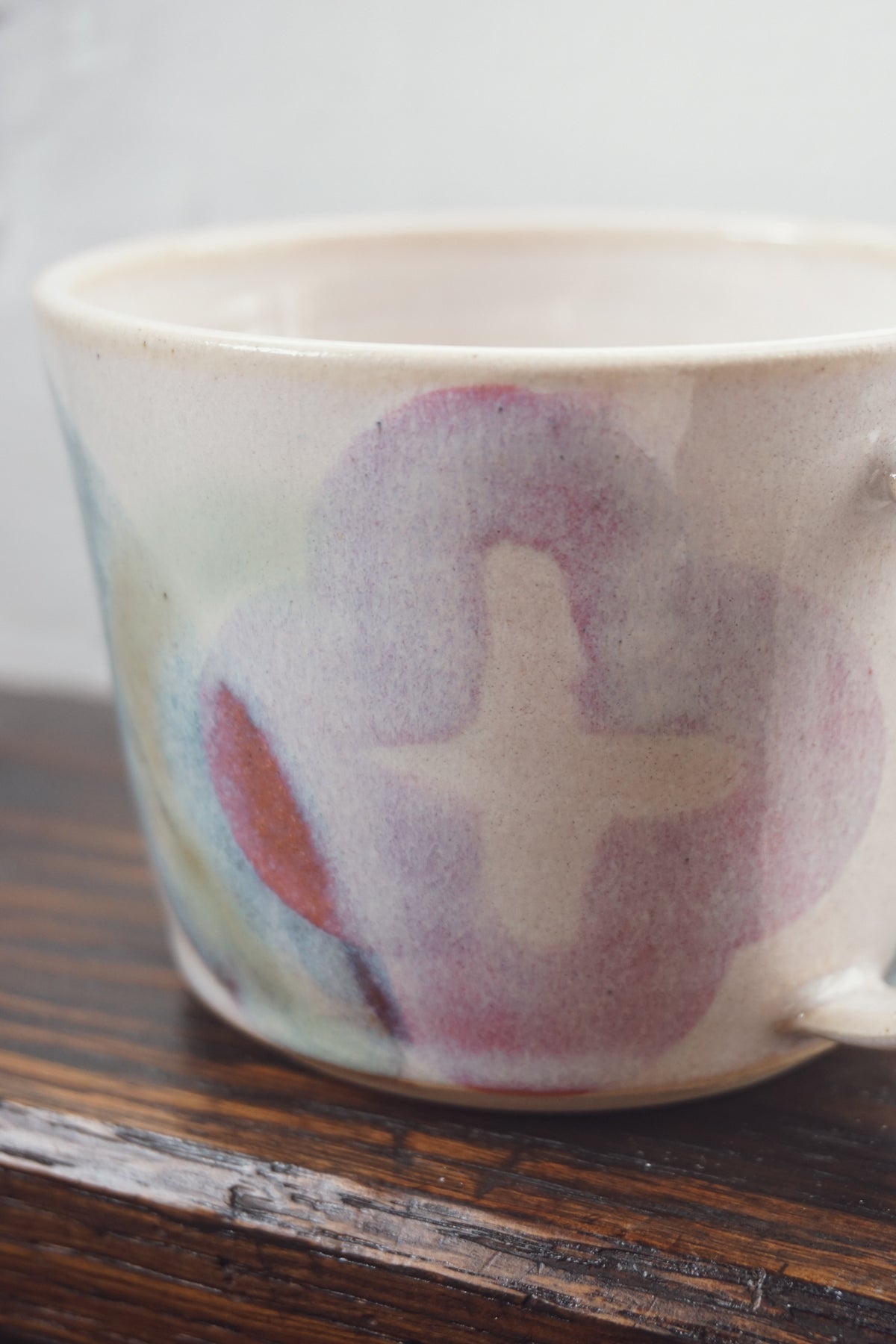 Flower mug by Saskia Pomeroy