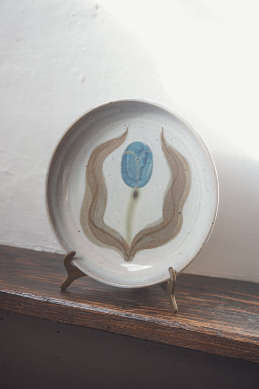 Tulip Plate by Saskia Pomeroy