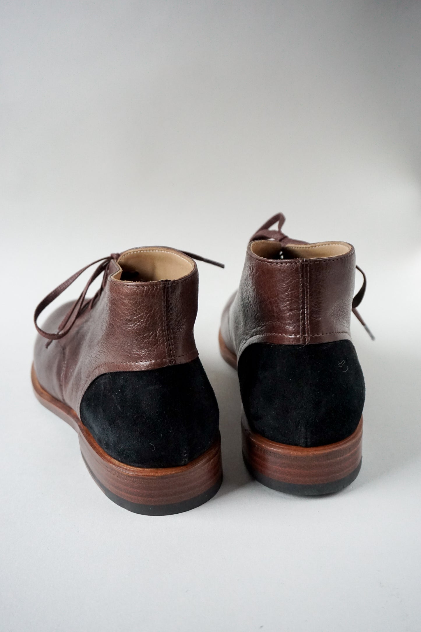 SAMPLE. LAPWING - WALNUT. SIZE 39