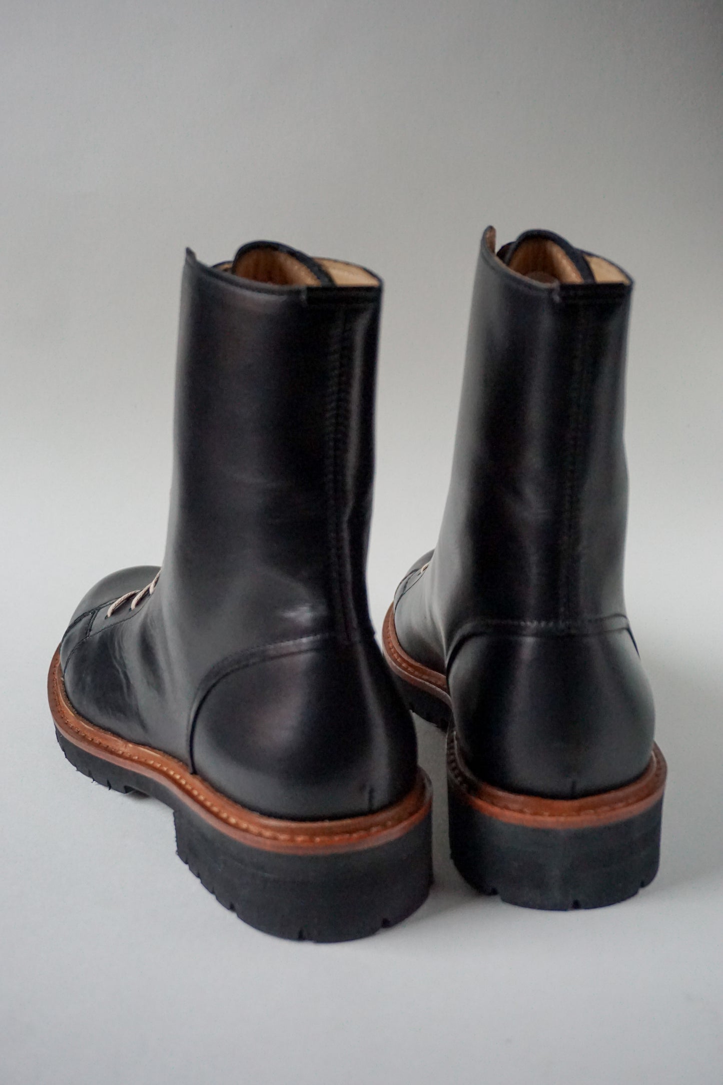 SAMPLE. HARRIER BOOT - BLACK. SIZE 37