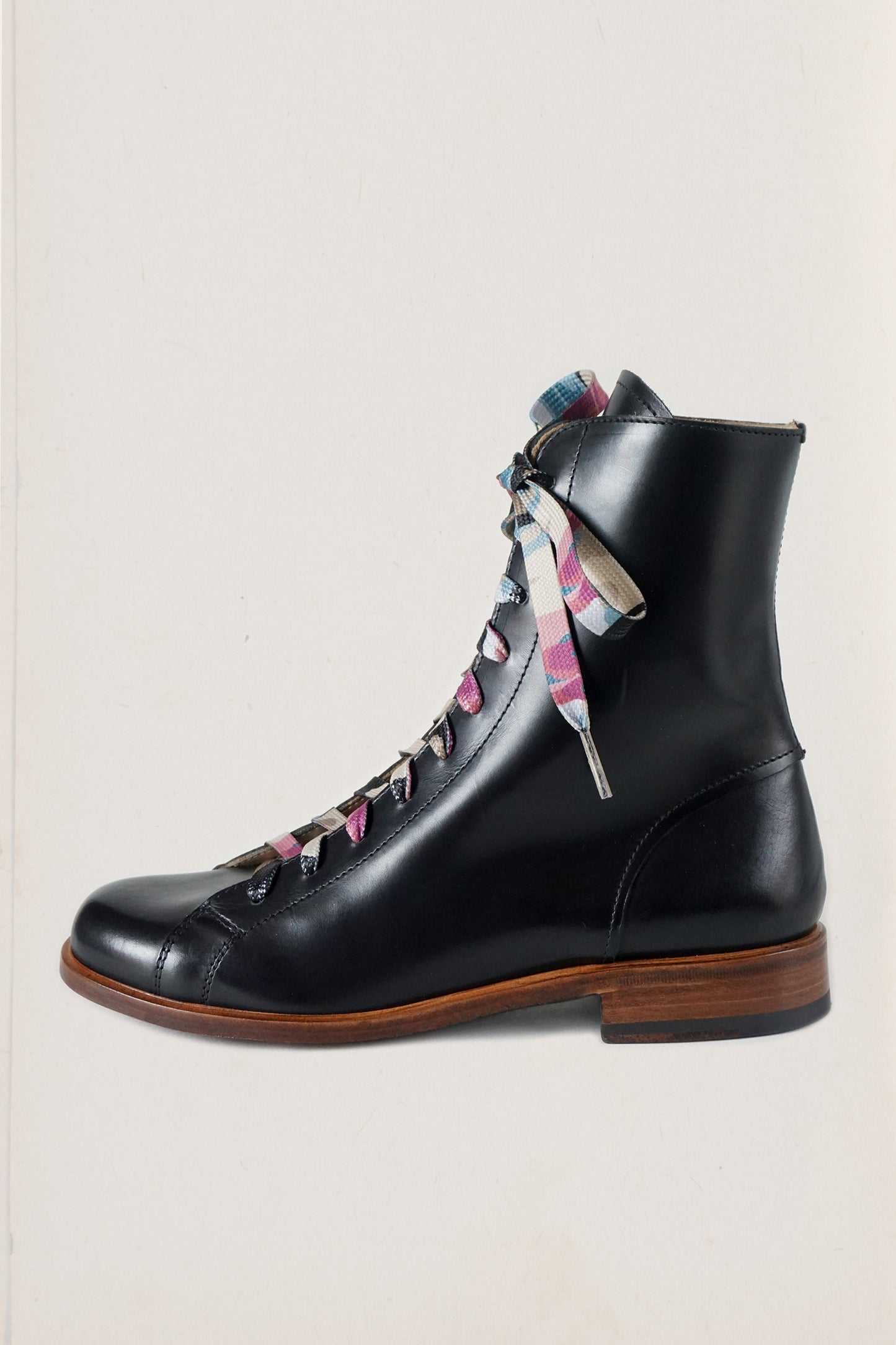 JACKDAW BOOT - BLACK FLORAL