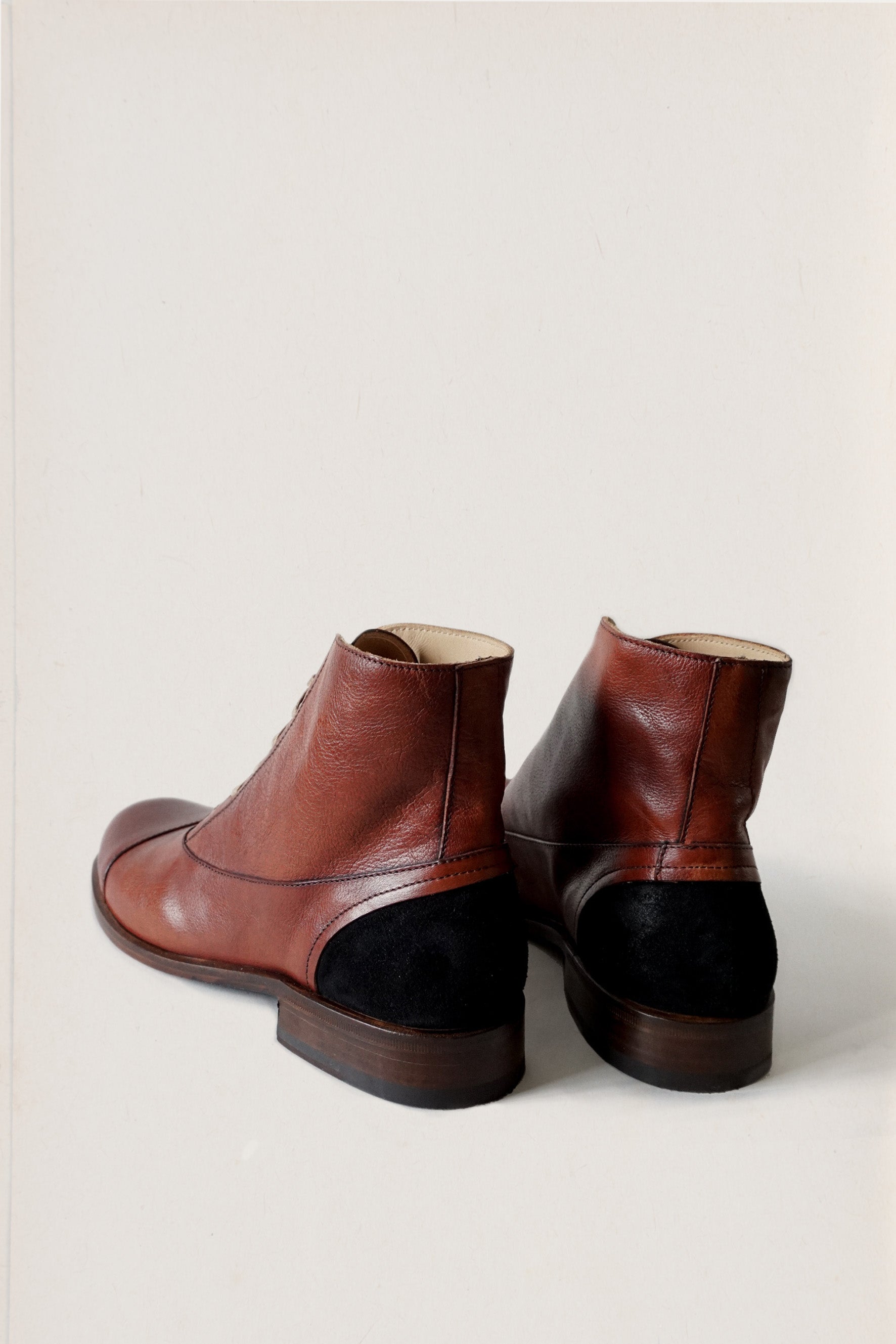 Chestnut color clearance boots